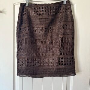 White House Black Market Bronze Foil Lace Pencil Skirt Size 2